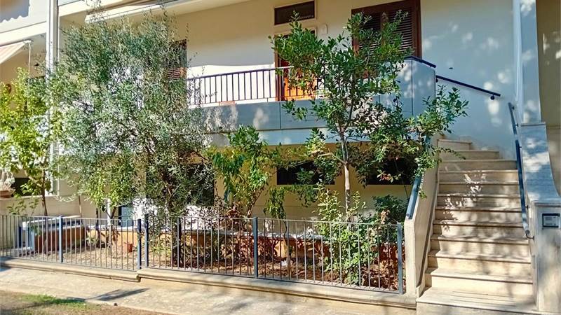 APPARTAMENTO P. RIALZATO 4 VANI + ACC E BOX AUTO 